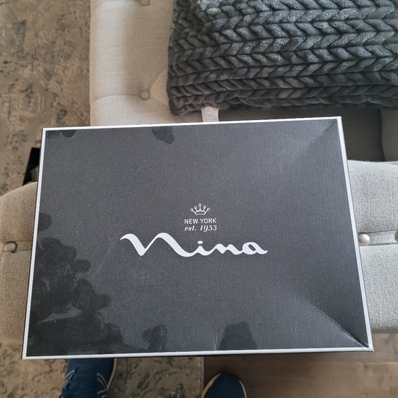 Womens sprakle shoes - Nina brand Size 10 color sparkle silver - Picture 5 of 8